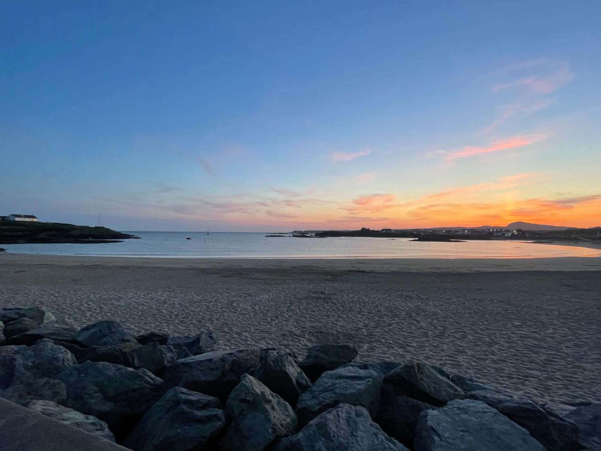 Spacious Bungalow With Sea Views 'West Wind' Βίλα Trearddur Εξωτερικό φωτογραφία